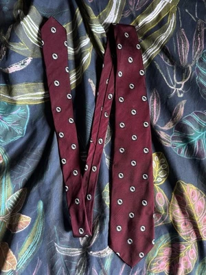 Vintage British Army XXX Corps association/regimental silk tie - Image 1 of 4