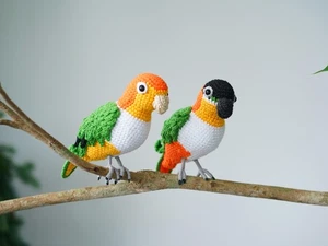 Gehäkelter Caique Papagei Stofftier: Handarbeit Amigurumi Dekoration - Bild 1 von 7