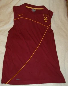Sehr guter Zustand ++ Erwachsene klein Nike Team NikeFit USC ärmelloses rotes Shirt weinrot/gold 100 % Poly - Bild 1 von 4