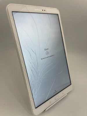 Samsung Galaxy Tab A SM-T580 White WiFi 16GB 10.1" Android Tablet Cracked - Image 1 of 4