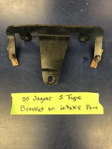 2000 JAGUAR S-TYPE 3.0 Bracket Located Passenger Side Of Intake - Picture 1 of 2