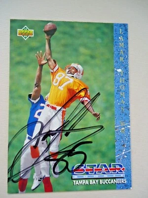 Lamar Thomas -1993 U.D. RC Autographed Football card # 26 - Tampa Bay - WR - Image 1 of 2