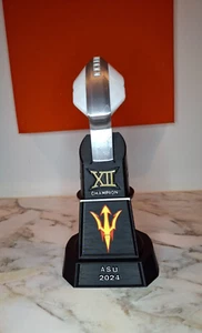 ARIZONA STATE UNIVERSITY FOOTBALL 2024 GRAN XII CAMPEONATO TROFEO - Imagen 1 de 6