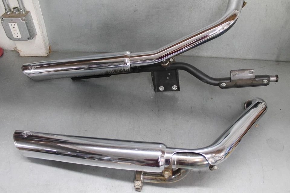 Harley Davidson Vance & Hines 210 Softail corte corte corte culata cabezal de culata Foto 1 de 4