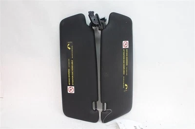 INTERIOR SUN VISORS Audi Q3 2015 15 2016 16 2017 17 2018 18 Left 1295601 - Imagem 1 de 4