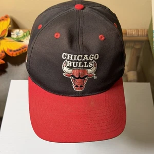Vintage Chicago Bulls Twins Snapback Hat Red Black NBA Logo Made in Taiwan - Picture 1 of 6