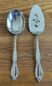 ONEIDA CHATELAINE STAINLESS SERVING SPOON AND PIE SERVER - Picture 1 of 7