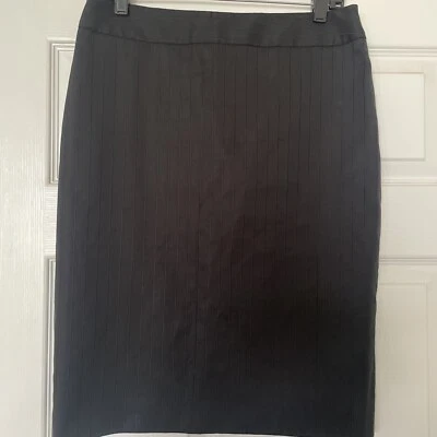 Saia lápis feminina tamanho 8 ARMANI COLLECTZIONI listrada preta forrada - Imagem 1 de 4