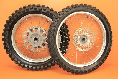 Juego de ruedas delanteras traseras CR250 CR250 1997 97-99 buje llanta radios neumáticos nuevos centro  Foto 1 de 4