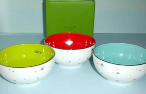Mini cuenco Kate Spade Lenox 3 piezas. Juego Mixto Eat-Drink-Be Merry Aqua/Lima/Rojo Nuevo - Imagen 1 de 3