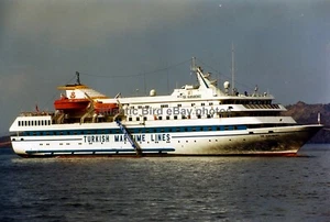 Turkish cruise ship TDI KARADENIZ - Photo at Santorini in 2000 - Picture 1 of 1