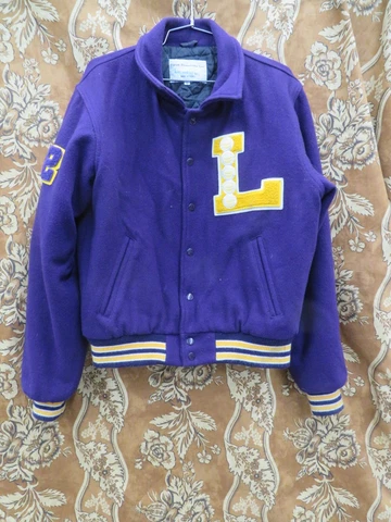 90s NBA Los Angeles Lakers #32 Magic Johnson LA Forum Jacket Small Cover