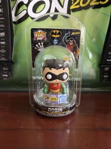 Funko Pop! Legendary Le: DC Universe - Robin - 2025 SDCC Exclusive - Bild 1 von 2