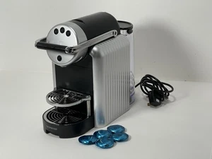 Macchina da caffè professionale a cialde Nespresso Zenius ZN100 PREZZO CONSIGLIATO £ 399 OTTIME CONDIZIONI - Foto 1 di 8