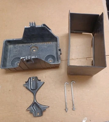 ✅️2016-2019 MAZDA MX-5 MIATA ND BANDEJA DE BATERÍA Y AMARRE N243 56041 Foto 1 de 4