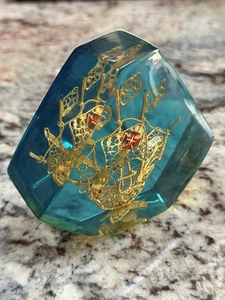 Fermacarte acrilico lucite vintage anni 70 NAVE A VELA di Alpha Portugal Naval Boat - Foto 1 di 8