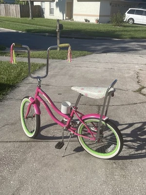 Girls Schwinn Bicycle Spirit Vintage With Banana Seat Pink - Image 1 of 4