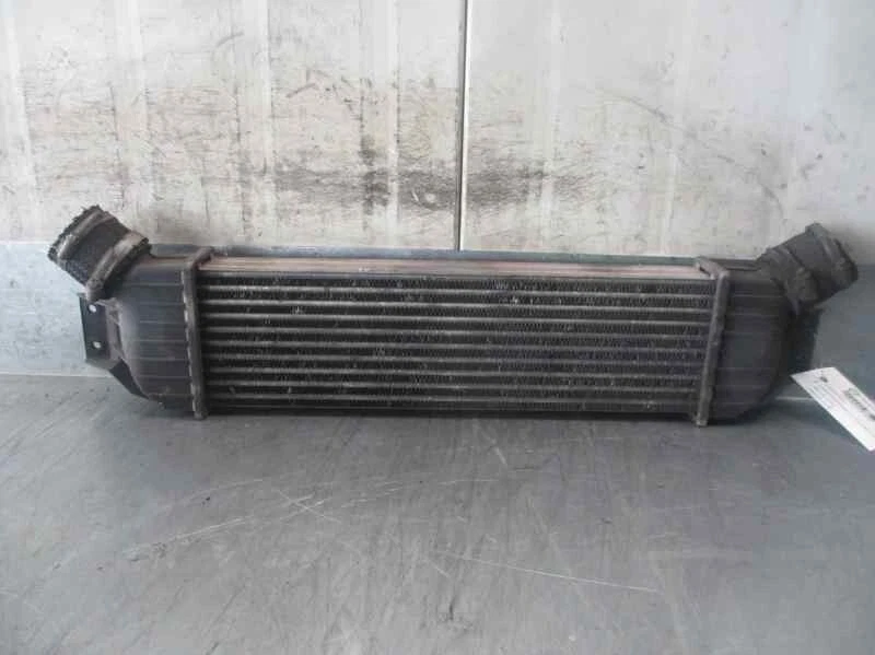 2371121051 intercooler per SSANGYONG RODIUS I 2.7 XDI 2005 2873853 - Immagine 1 di 4