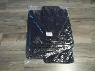 Подлинный черный напольный коврик GM 2023-25 Chevrolet Colorado GMC Canyon 4 шт. Комплект - Изображение 1 из 4