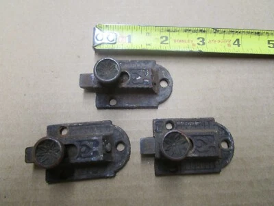 3 - Herrajes antiguos de cerradura de marco de ventana victoriana ornamentados con perilla de latón - SIN GUARDIANES Foto 1 de 4