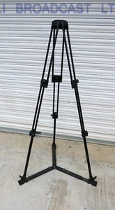 Vinten pro PT525 tripod legs with floor spreader (75mm bowl) excellent conditio - Picture 1 of 11