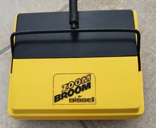 Balais Vintage 2336 Zoom Broom by Bissell