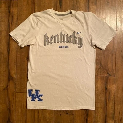 #1187 Nike Kentucky Wildcats Camiseta M Ajuste Estándar Foto 1 de 4
