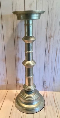 POTTERY BARN Estilo 20" Peltre Plateado? Candelabro pilar palo rústico pesado Foto 1 de 4