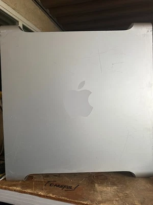 Mac Pro 51 6Core 3.33Gh 32GbRam SSD/HDD Preload + HDD ATI Radeon 5770HD USB3 hub - Image 1 of 4