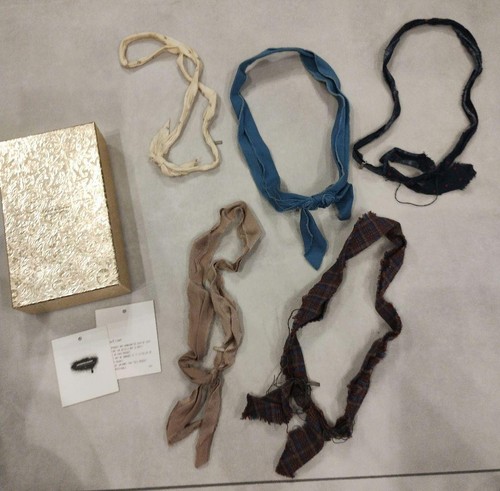 UNDERCOVER Braccialetto Sottocoperta Tessuto Set di 5 Accessori Moda Usati