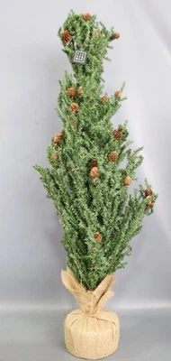 Vickerman 42  Caramel Pine Artificial Christmas Tree Unlit  Seasonal ........... - Image 1 of 2