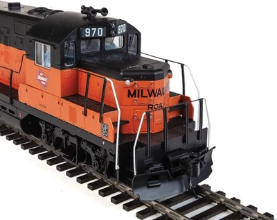 Walthers HO Scale Diesel Locomotive Detail Kit - EMD GP9 Phase II - Image 1 of 3