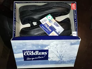 NEW Cobbie Cuddlers Women’s Black Leather Walker Shoes Size 7 Wide NEW in Box - Picture 1 of 8