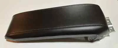 Apoyabrazos consola central Chevy Equinox Terrain 10-17 negro con costuras rojas OEM Foto 1 de 4