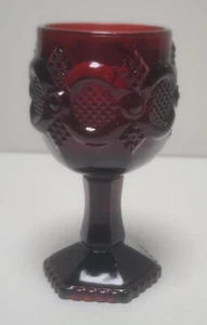 Vintage Avon Cape Kabeljau rubinrot ~ Weinkappen ~ 3 Unzen von Wheaton Glass - Bild 1 von 2