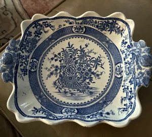 Pair 19th C. Minton Pearlware BASKET FLOWERS Blue & White 9 5/8" Dinner Plates - Picture 1 of 4
