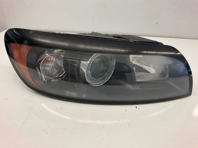 08-10 Faro halógeno delantero derecho Volvo C30 31283274 Foto 1 de 4