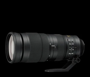 Nikon AF-S NIKKOR 200-500mm - Picture 1 of 2
