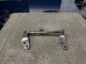 Uflex Marine, Twin Engine 26" Verado Tie Bar, con herrajes, P#A90X26 - Imagen 1 de 7