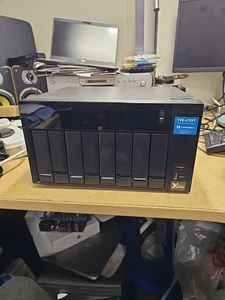 QNAP TVS-872XT Thunderbolt NAS -NO HDD- NOT POWERING ON. - Picture 1 of 22