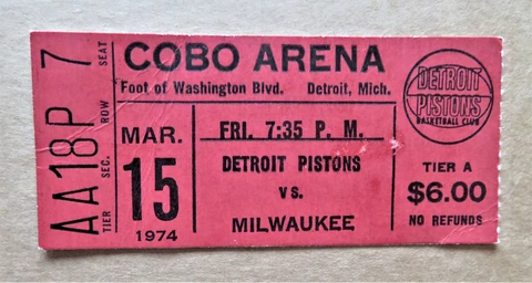 Detroit Pistons vs Milwaukee Bucks Ticket stub Mar 15, 1974 - COBO Arena ! Cover