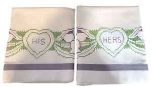 2 fundas de almohada vintage look 22 X 35 Queen.  Blanco con flor púrpura bordada - Imagen 1 de 6