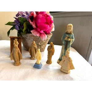7 vintage small plastic religious statues Jesus, Mary, Joseph, baby Jesus - Picture 1 of 6