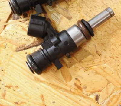 MV Agusta Brutale 800 RR F3 800 Dragster 2015 2016 上部喷油器喷油器 — 第 1/2 张图片