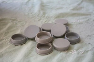 Heavy Duty Plastic Feet for Outdoor Wrought Iron Lawn Furniture (1.5") 12pcs - Picture 1 of 3