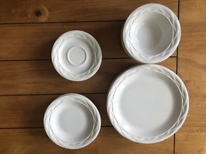 PFALTZGRAFF ACADIA WHITE 10" Dessert/Dinner Plates/Bowls/Saucers Made In USA (17 - Picture 1 of 6