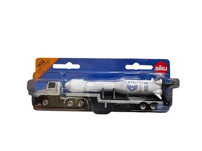 Siku Super 1614 | Scania LKW Truck mit Tieflader und Rakete 1:87 | Neu & OVP - Bild 1 von 2