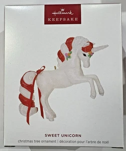 Hallmark Keepsake Dulce Unicornio Árbol de Navidad Adorno de Vacaciones 2024 Nuevo en Caja - Imagen 1 de 7