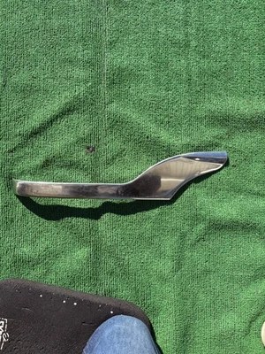 1951 1952 Chevrolet Styleline Deluxe 4 door gravel guard drivers side 51 52 - Изображение 1 из 4