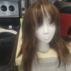 Cabello liso largo marrón oscuro de 19" con reflejos y flequillos castaño rojizo - Imagen 1 de 5